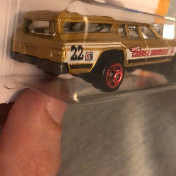 Cruiser Bruiser - Picture 6 of 11